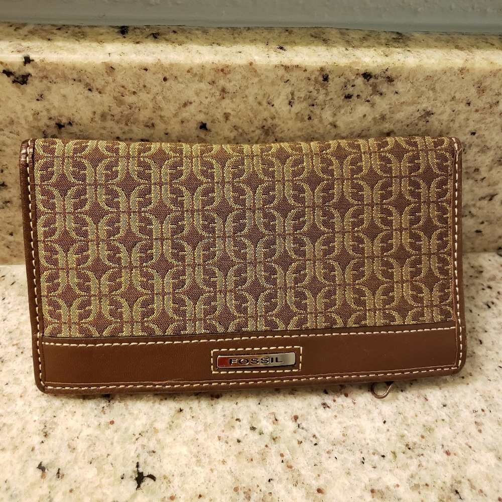 Fossil wallet